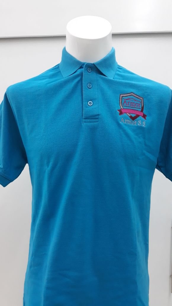 Turquoise polo shirt with an embroidered pink logo on the chest on a mannequin